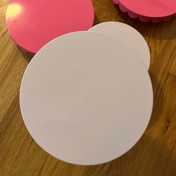 Pink Two-Tier Donut or Cake Stand Dessert Display Tray - Picture 5 of 6